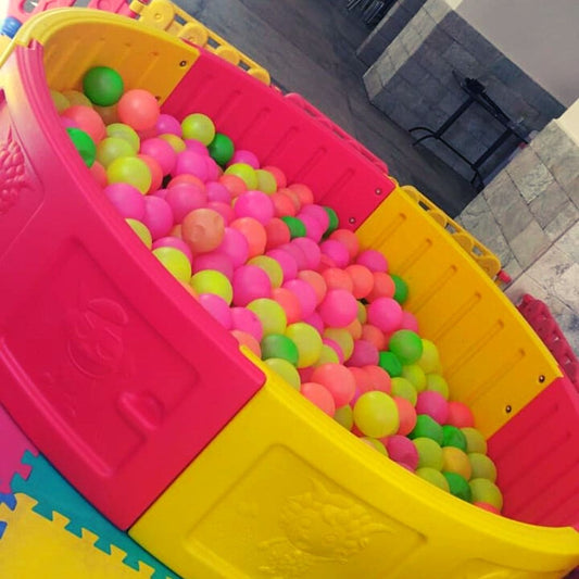 Ball Pool (8 ft.)
