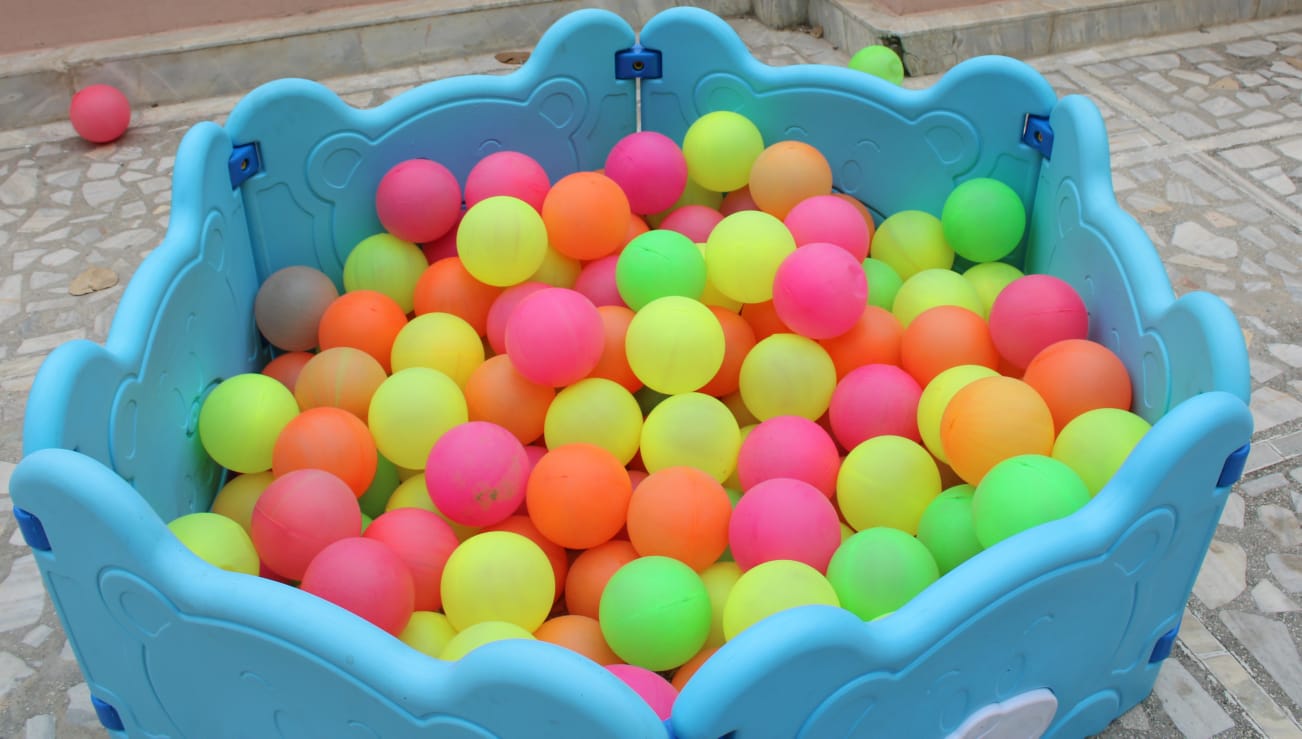 Ball Pool (6 - 7 ft. Dia)