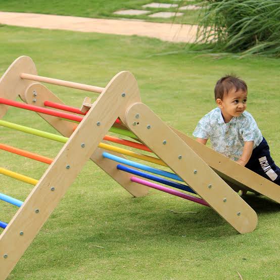 Pikler Triangle With Slider