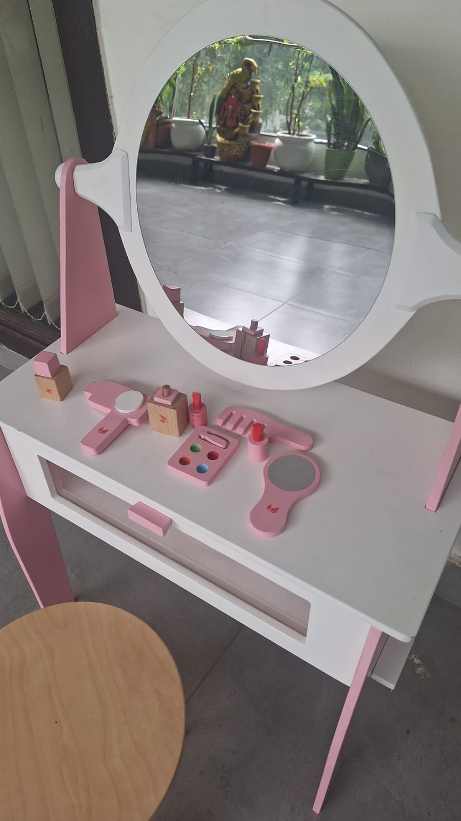 Wooden Dressing Table