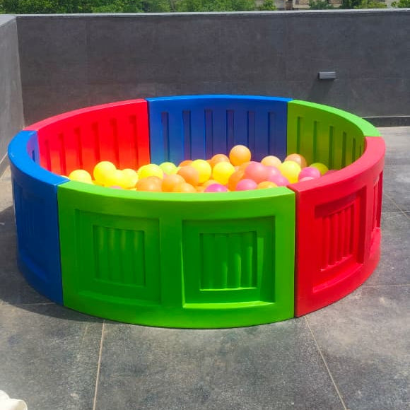 Ball Pool (8 ft.)